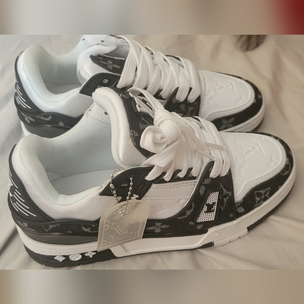 Louis vuitton trainers Shoes
